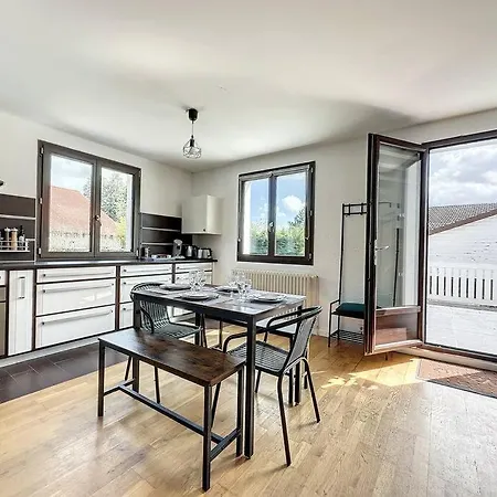 Apartment A 6 Mns De La Station De Crozet, Proche Geneve Chevry (Ain)